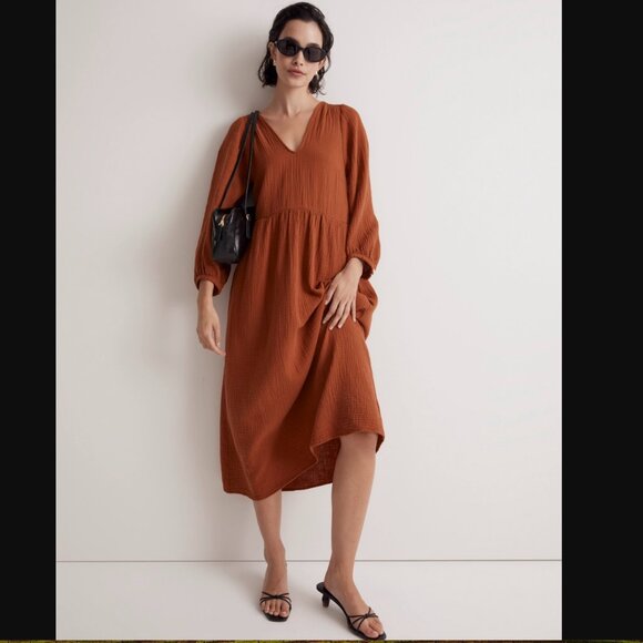 Madewell Lightspun V-Neck Midi Dress in Burnt Orange - Picture 3 of 7